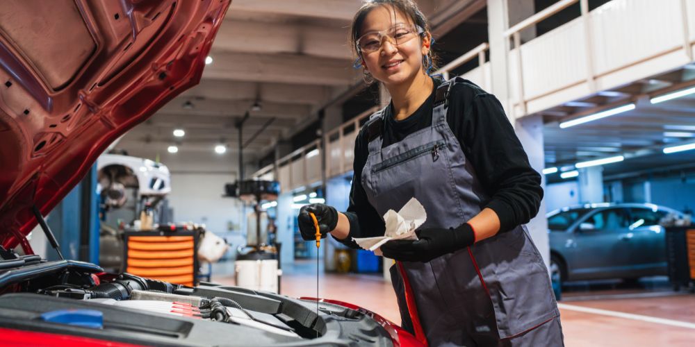 automotive technology student