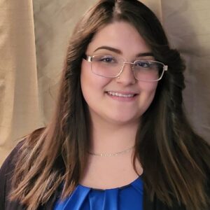 Laura AIS scholar