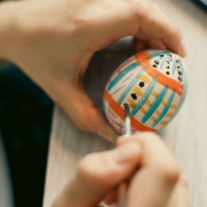 painting an easter egg