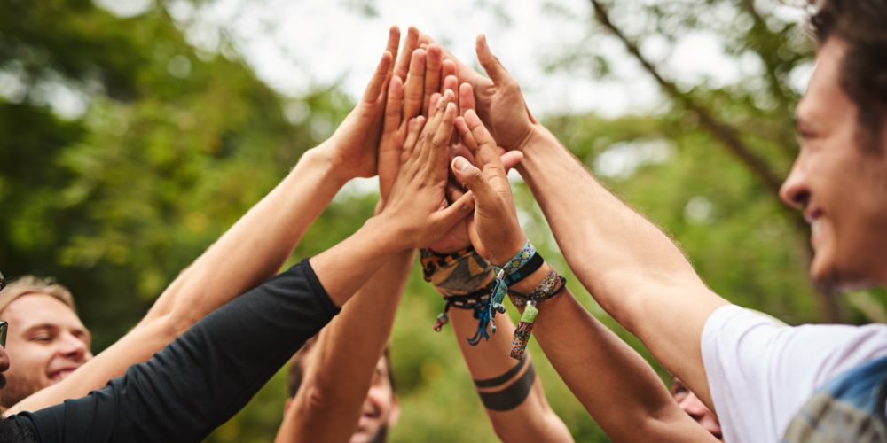 team building that helps the community