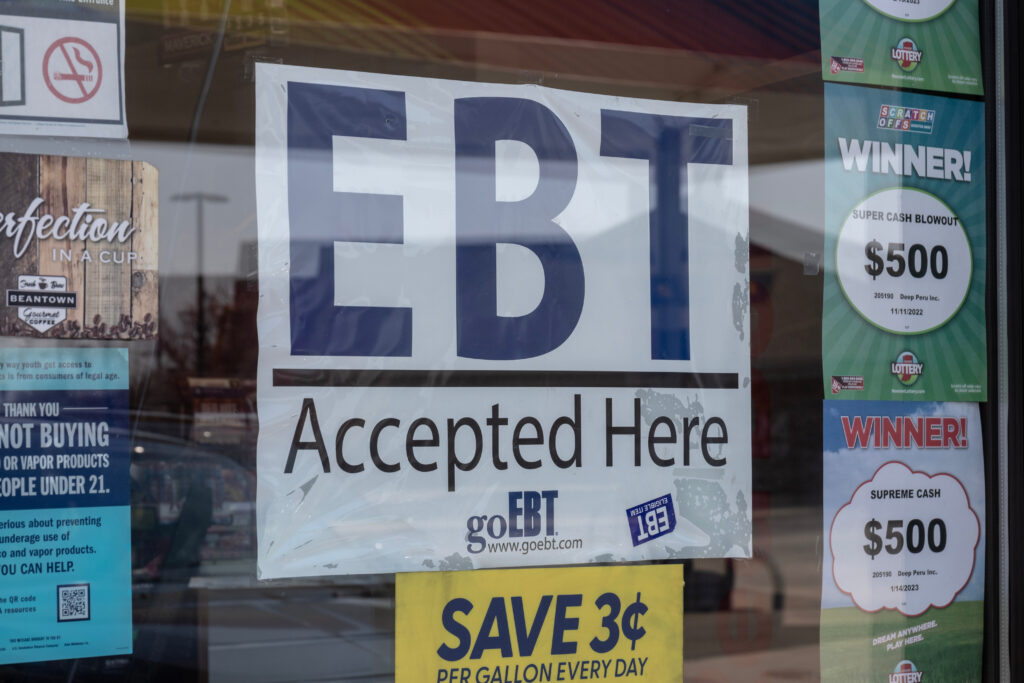 can you become a foster parent if you receive food stamps